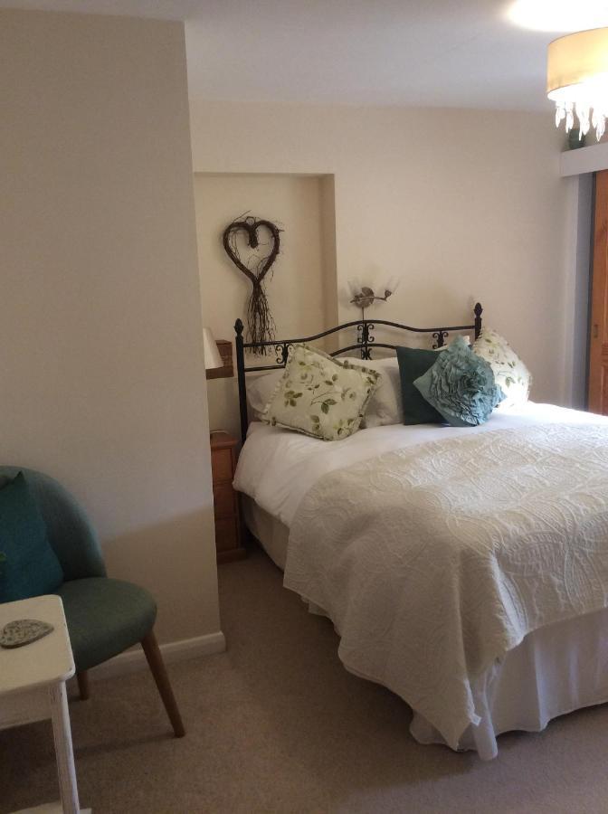 Bed and Breakfast The Poplars à Newbold on Stour Extérieur photo